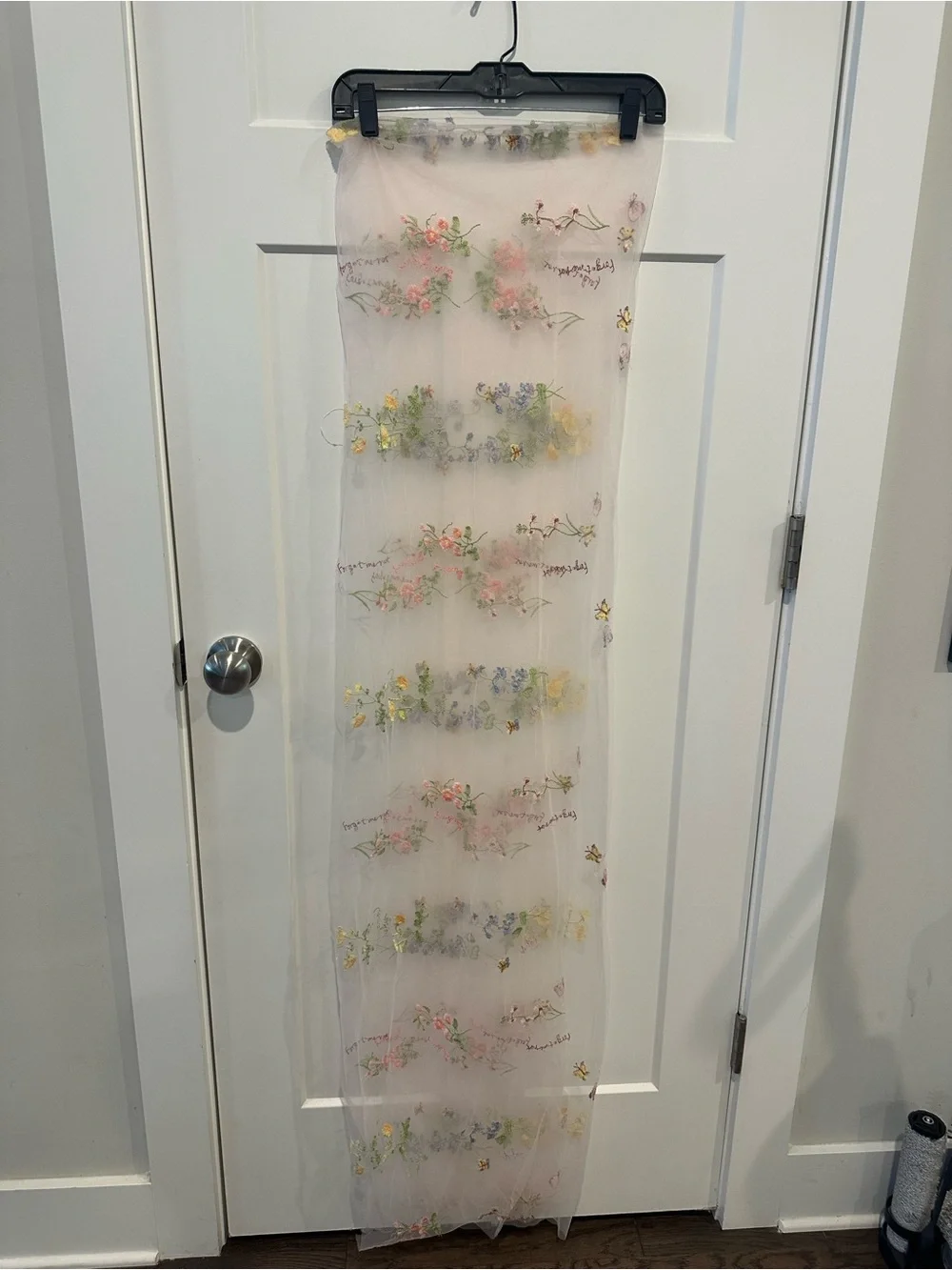 Sheer Floral Embroidered Table Runner Set of 4